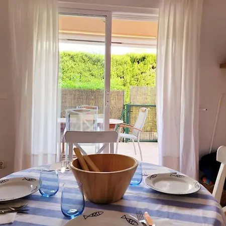 Blue House Apartment